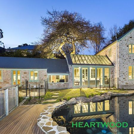 Crafers Cottages Adelaide Room photo